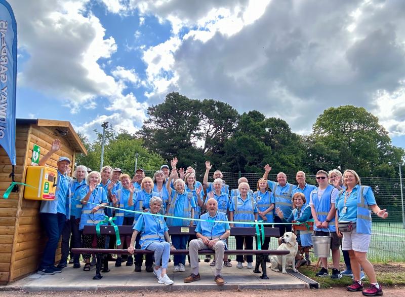 Oldway volunteers unveil ‘friendship bench’ to mark national week