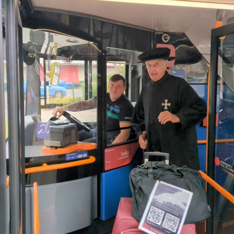 Bus team saves the day for 85-year-old adventurer