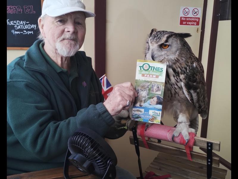 Community Matters: Flying friends, talking time