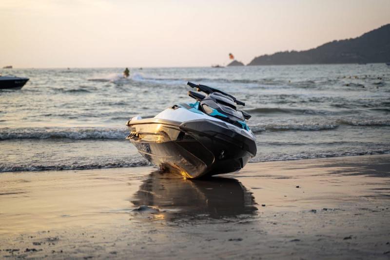 Jet ski riders told: Respect the rules or face action