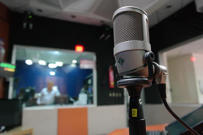 Hospital Radio: Which stars began as radio hosts?