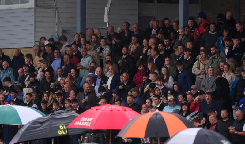 The crowds at Newton Races. Pic from PPAUK