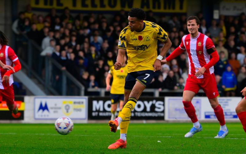 Louis Dennis shoots for Torquay United. Pic from PPAUK