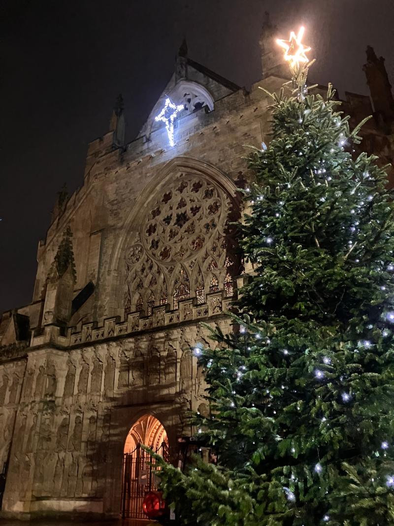 Exeter Philharmonic Choir’s ‘Carols in the Cathedral’ bring festive sparkle to winter nights 