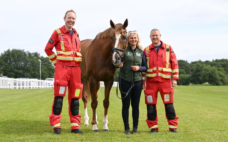 Exeter Racecourse ambassador Native River with crew from the Devon Air Ambulance Credit- Exeter Racecourse