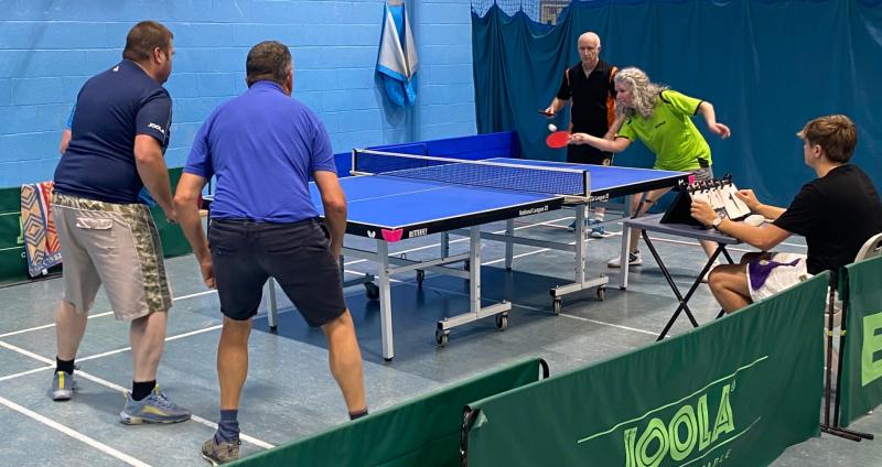 Stephen Hugh & Pete Symons (NA Ravens) v Paul Davey & Sarah O’Leary (NA Eagles)