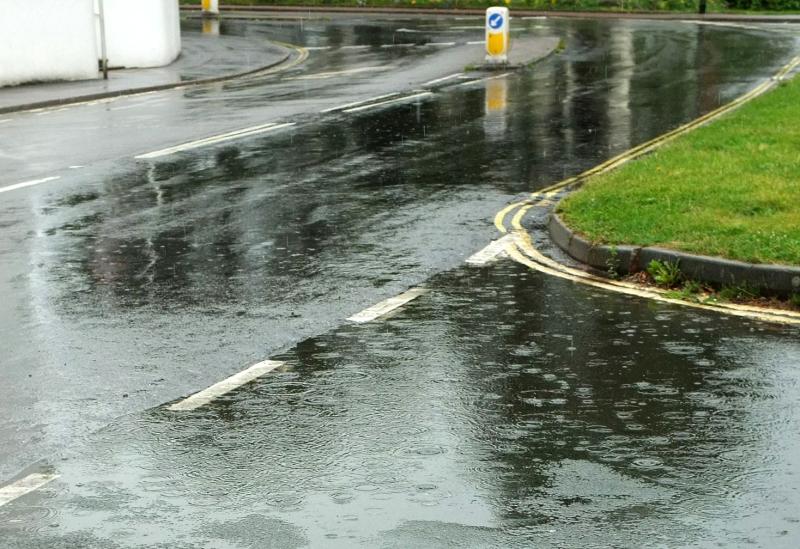 ALERT: heavy rain may disrupt travel and cause flooding across Torbay this weekend