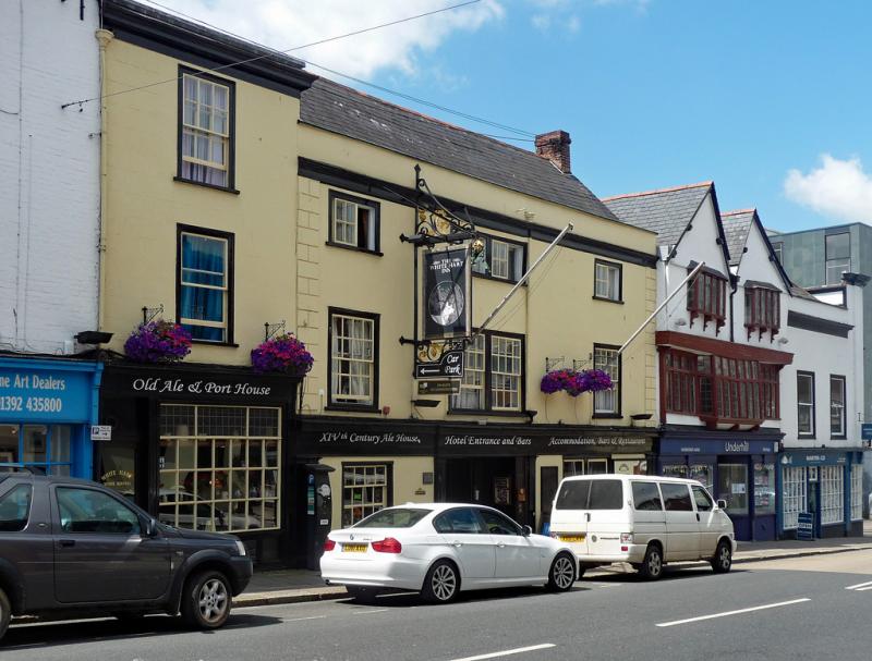 Ghosts in Devon? Major paranormal activity reported at historic pub in Exeter