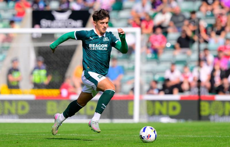 Joe Hatch signs from Plymouth Argyle. Pic from PPAUK