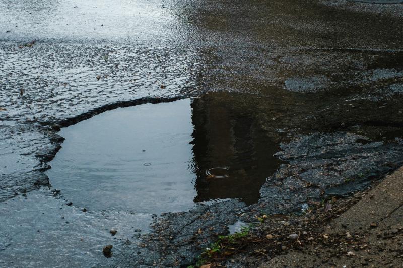 Devon road repair bill nears &pound;7m as pothole reports soar