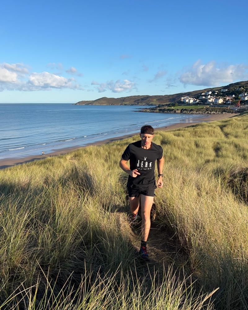 North Devon runner to tackle three-month marathon challenge in memory of best friend