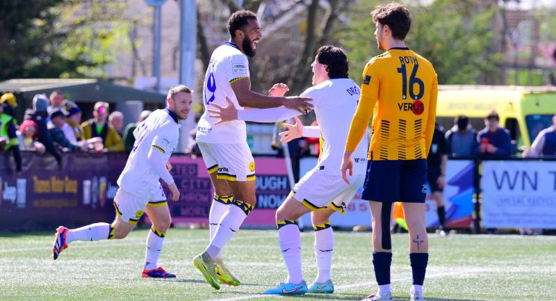 Delight for Deon Moore. Pic from PPAUK