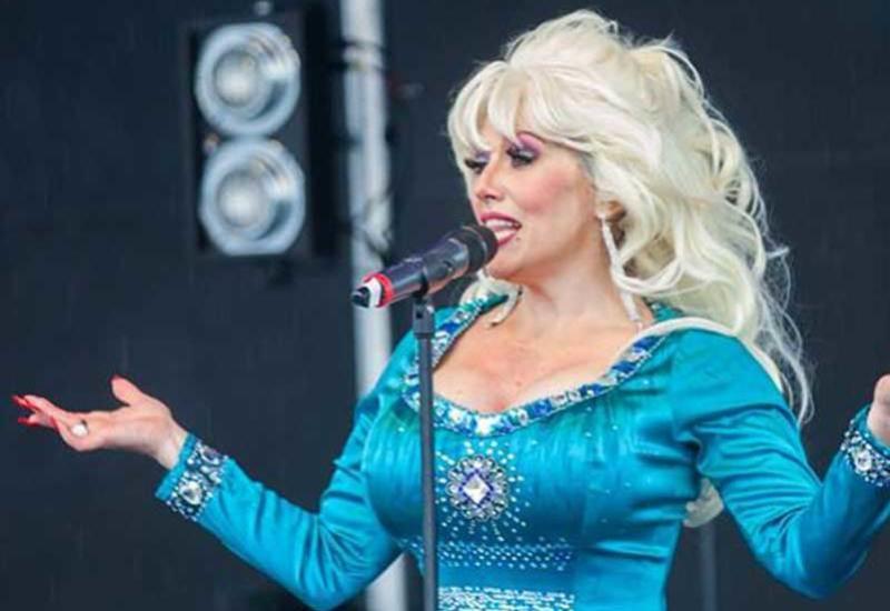 Tribute to country legend Dolly Parton heading to Paignton