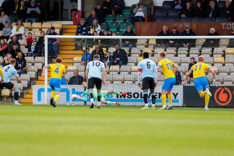 Two late goals rescue Torquay United in FA Cup