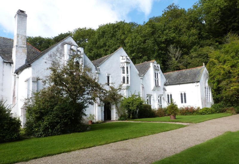 Storyteller: Were sightings psychic re-enactments of fierce battle at Bradley Manor?