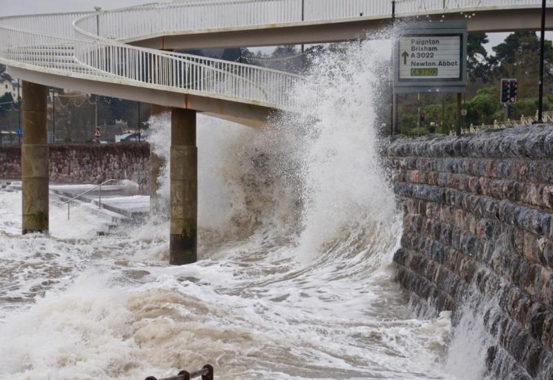 Picture special: Waves breaking on seafront
