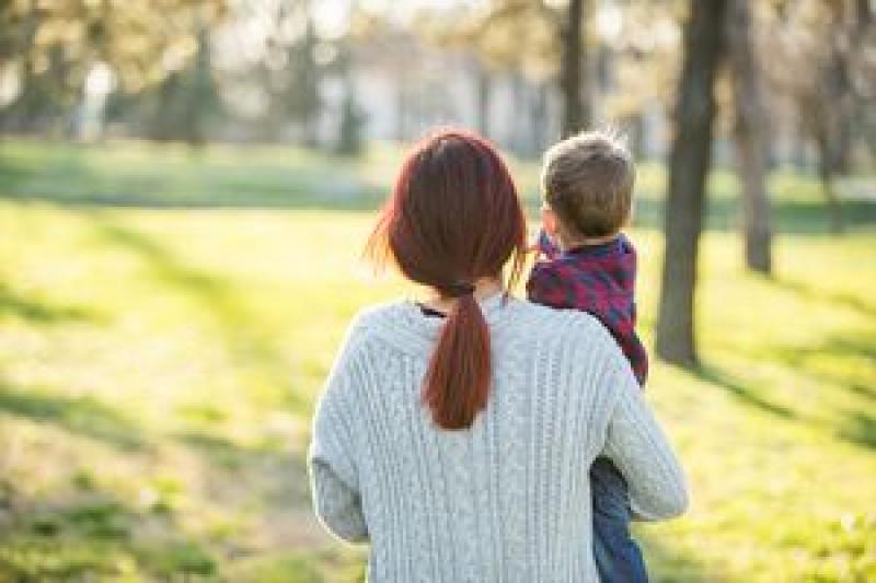Splitting couples 'must use mediation' to avoid courtroom battles