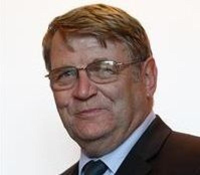 New council chairman plans to water ski on river