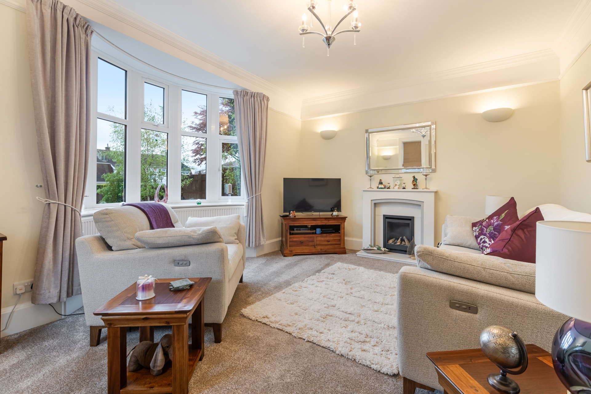 £950k property in exclusive Torquay neighbourhood comes on the market