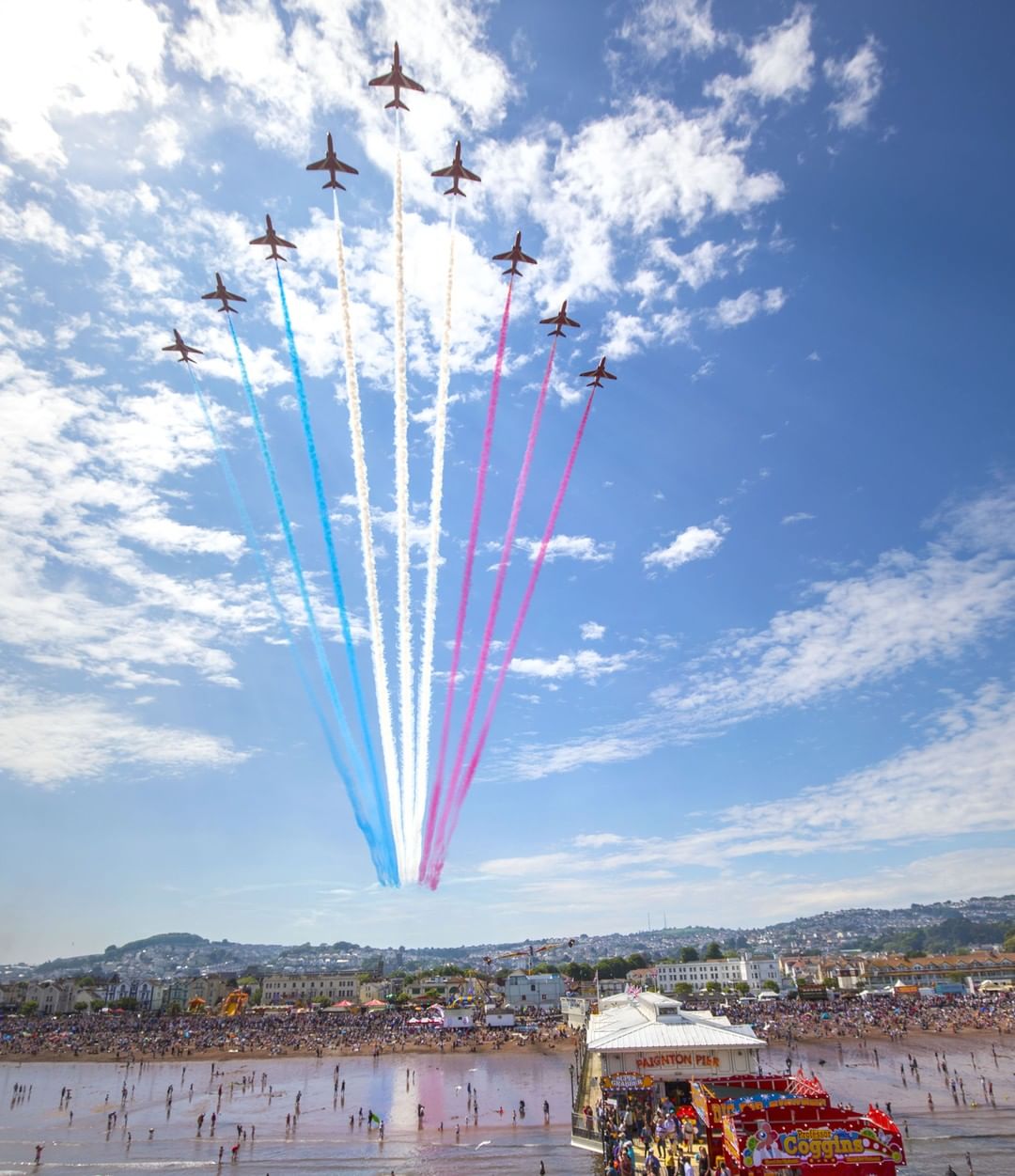 Red Arrows soar Pic English Riviera Airshow