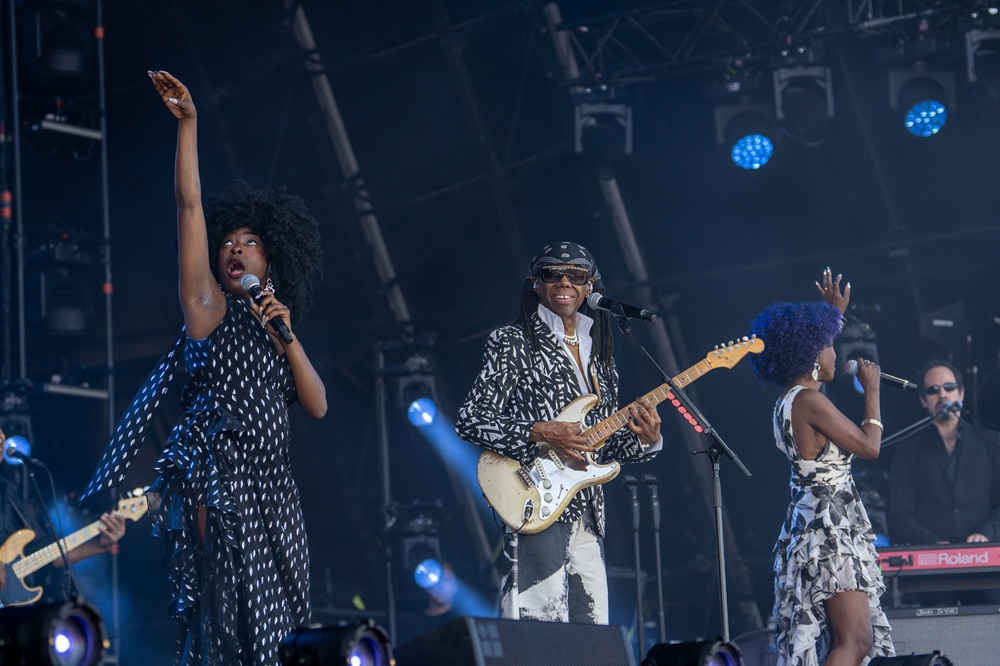 NILE RODGERS & CHIC PLAY POWDERHAM CASTLE 