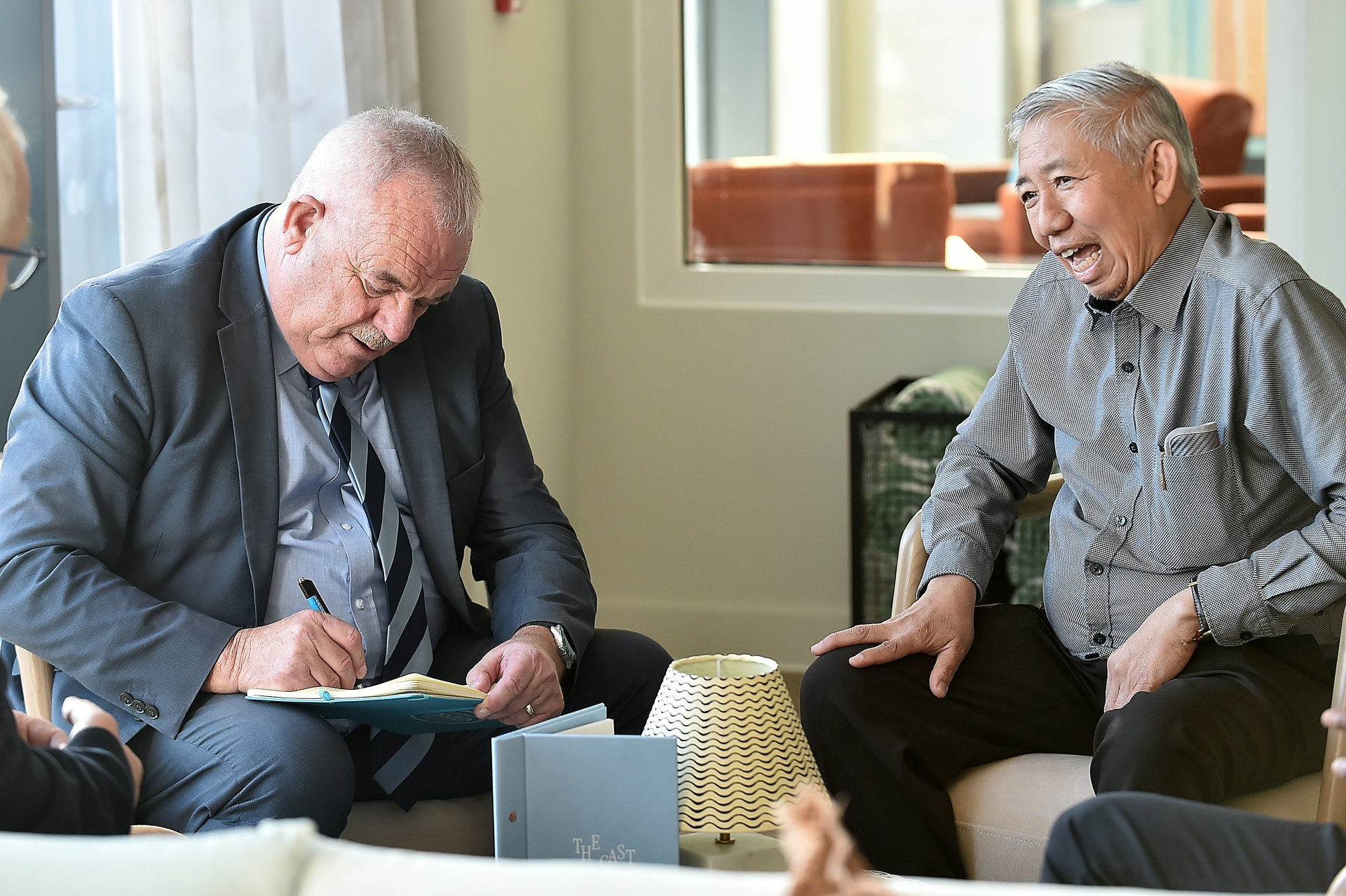 Jim Parker and Fragrance owner Koh Wee Meng Pic miraclePR.com