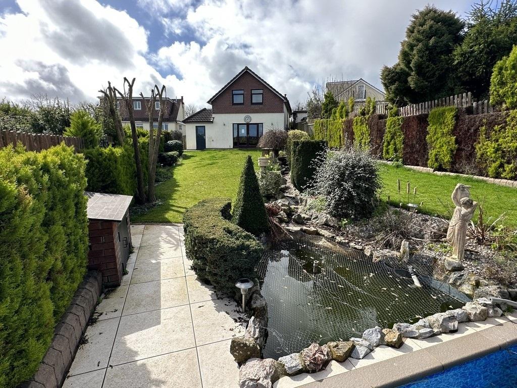The delightful gardens. Credit: John Lake estate agents