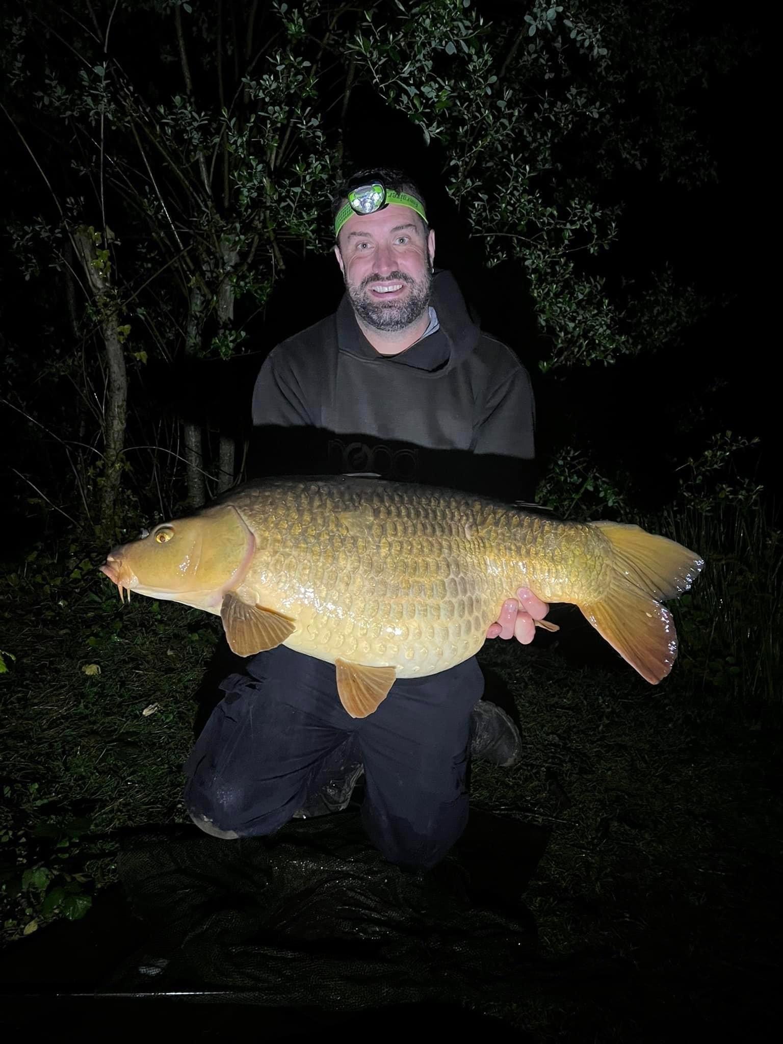 Simon Fisher with a 29lbs 2oz carp